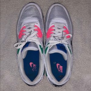 NIKE AIR MAX ESSENTIALS